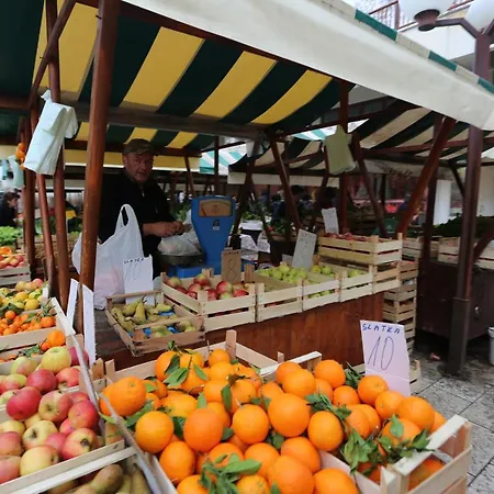 Διαμέρισμα Dani *